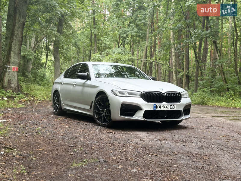 Седан BMW 5 Series 2019 в Киеве