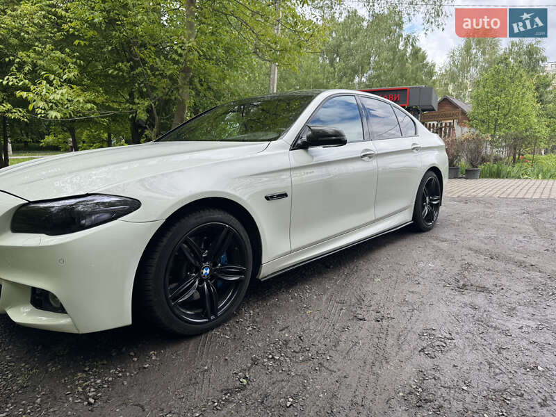 Седан BMW 5 Series 2015 в Хмельницькому
