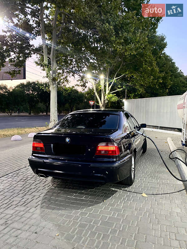 BMW 5 Series 2001