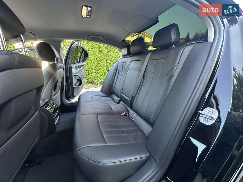 Седан BMW 5 Series 2017 в Одессе