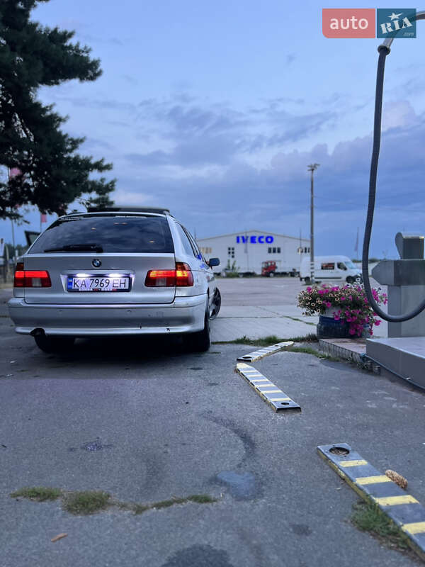 Універсал BMW 5 Series 2000 в Києві