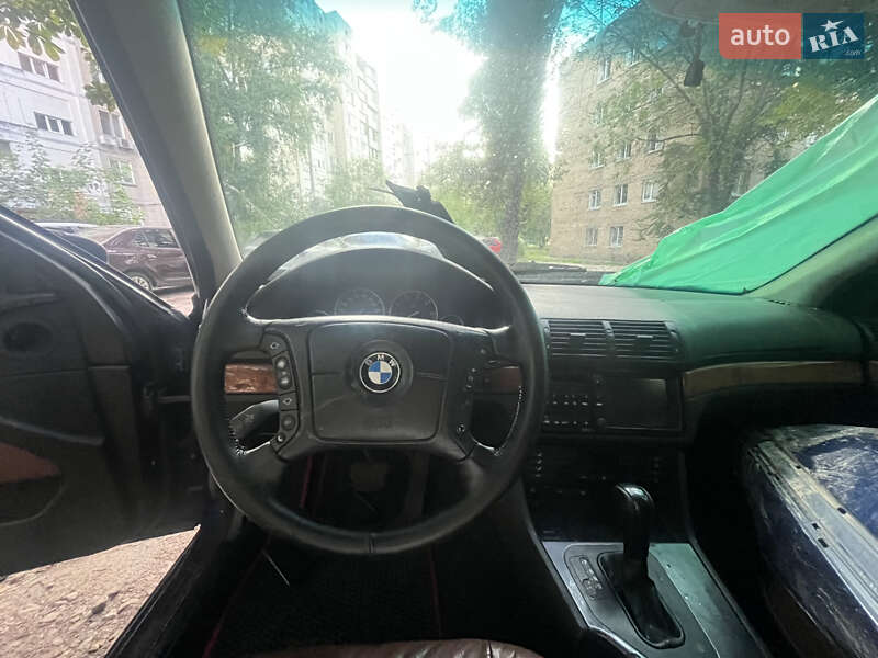 Седан BMW 5 Series 1997 в Киеве