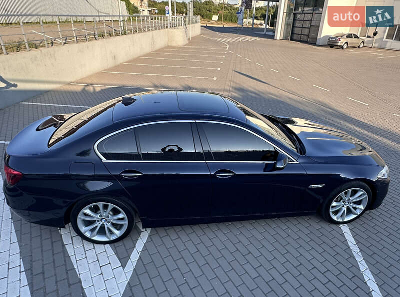 Седан BMW 5 Series 2016 в Запорожье