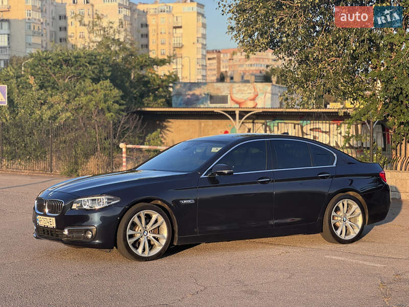 Седан BMW 5 Series 2016 в Запорожье