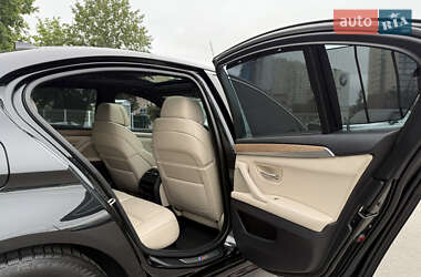 Седан BMW 5 Series 2011 в 