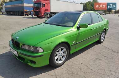 Седан BMW 5 Series 1998 в Коломаке