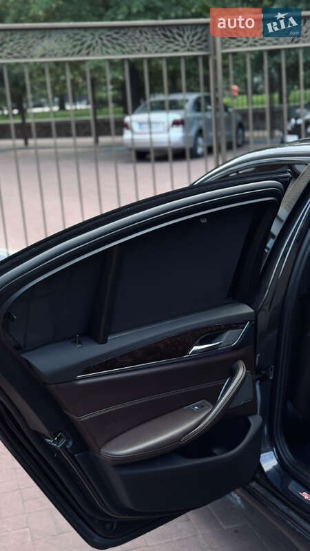 Седан BMW 5 Series 2017 в Киеве фото 18 Седан BMW 5 Series 2017 в Киеве