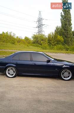 Седан BMW 5 Series 2001 в Рівному
