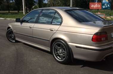 Седан BMW 5 Series 2001 в Харькове
