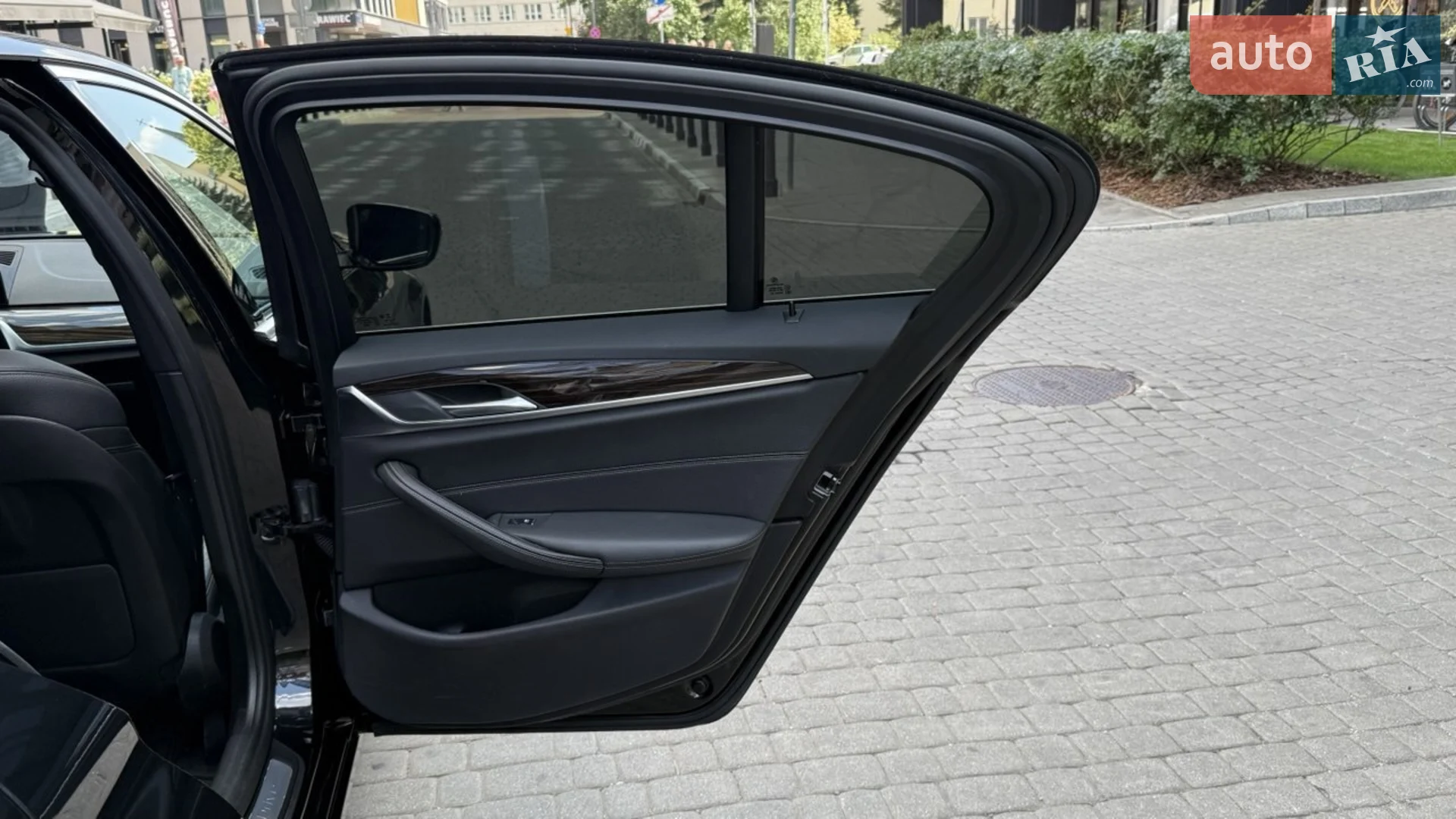 2017 BMW 5er - мініатюра 16