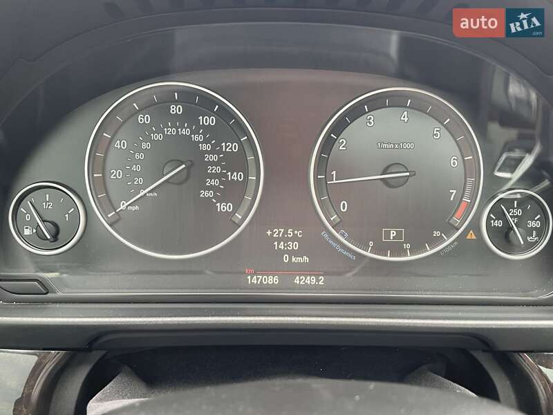 Седан BMW 5 Series 2013 в Львові