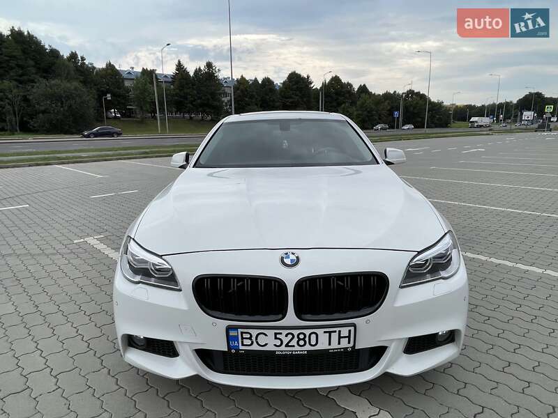 Седан BMW 5 Series 2013 в Львові