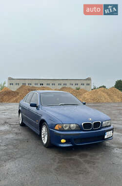 Седан BMW 5 Series 2000 в Владимире