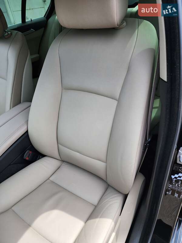 Седан BMW 5 Series 2011 в Одессе фото 38 Седан BMW 5 Series 2011 в Одессе