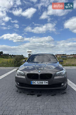 Седан BMW 5 Series 2013 в Львові