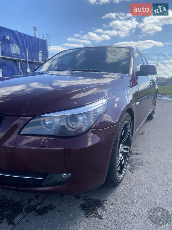Седан BMW 5 Series 2008 в Виннице