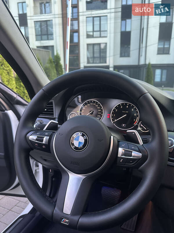 Седан BMW 5 Series 2011 в Черновцах