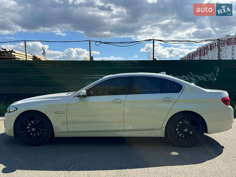 Седан BMW 5 Series 2015 в Киеве