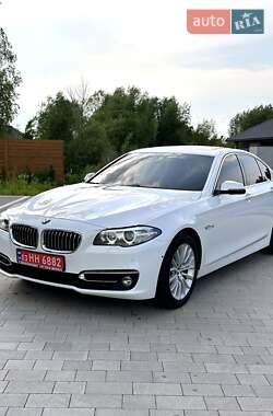 Седан BMW 5 Series 2015 в Дніпрі