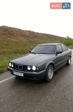 Седан BMW 5 Series 1990 в Одесі