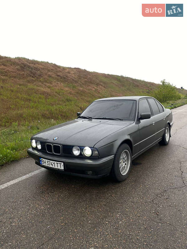 BMW 5 Series 1990