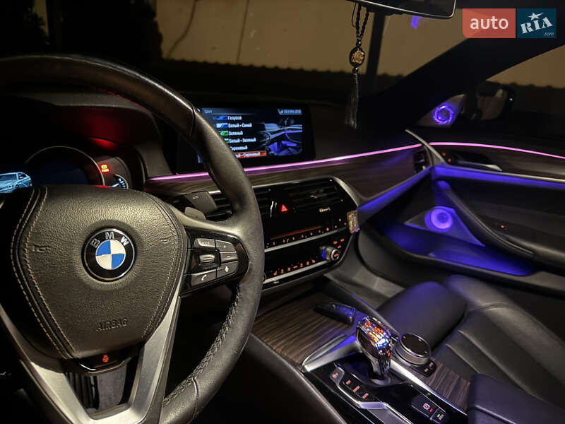 Седан BMW 5 Series 2018 в Днепре