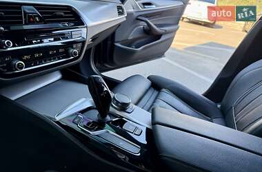 Седан BMW 5 Series 2017 в 
