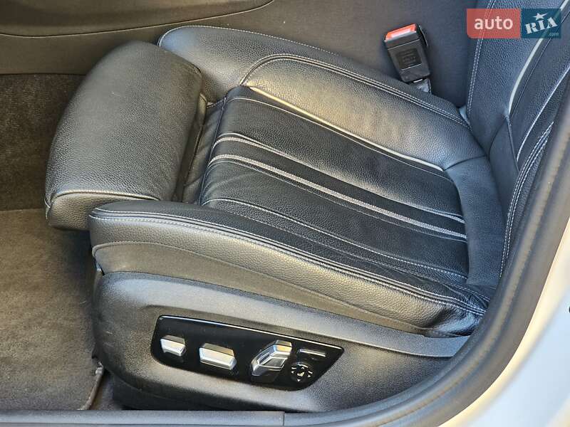 Седан BMW 5 Series 2017 в Києві