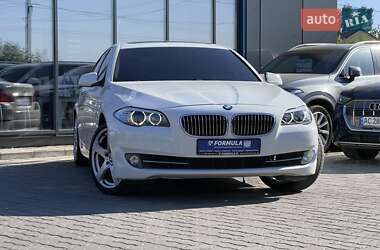 Седан BMW 5 Series 2012 в Нововолинську