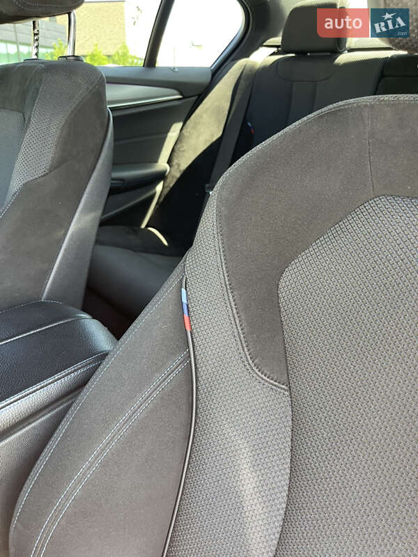 Седан BMW 5 Series 2018 в Хмельницком фото 19 Седан BMW 5 Series 2018 в Хмельницком