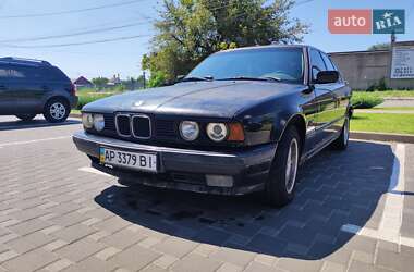 Седан BMW 5 Series 1992 в Запорожье