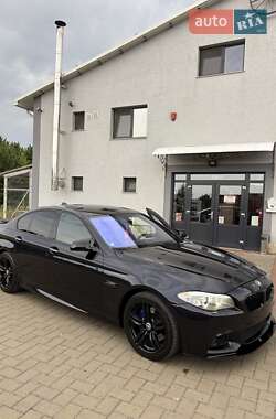 Седан BMW 5 Series 2012 в Сторожинце