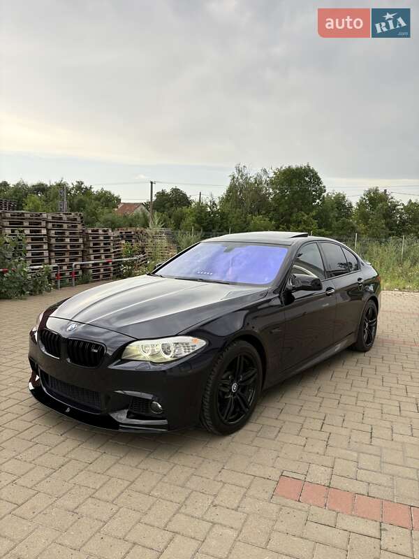 BMW 5 Series 2012