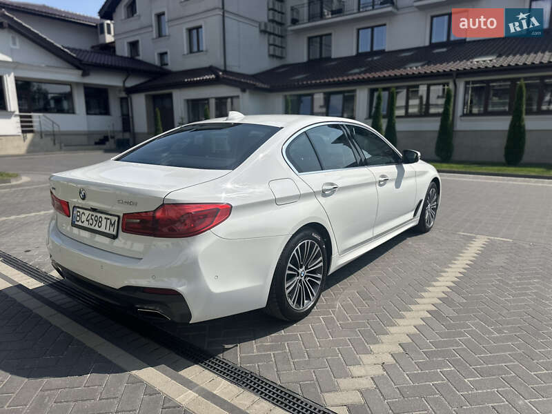 Седан BMW 5 Series 2017 в Львове