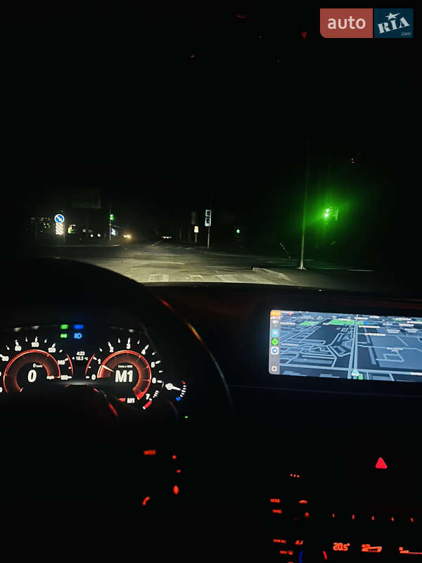 Седан BMW 5 Series 2017 в Львове