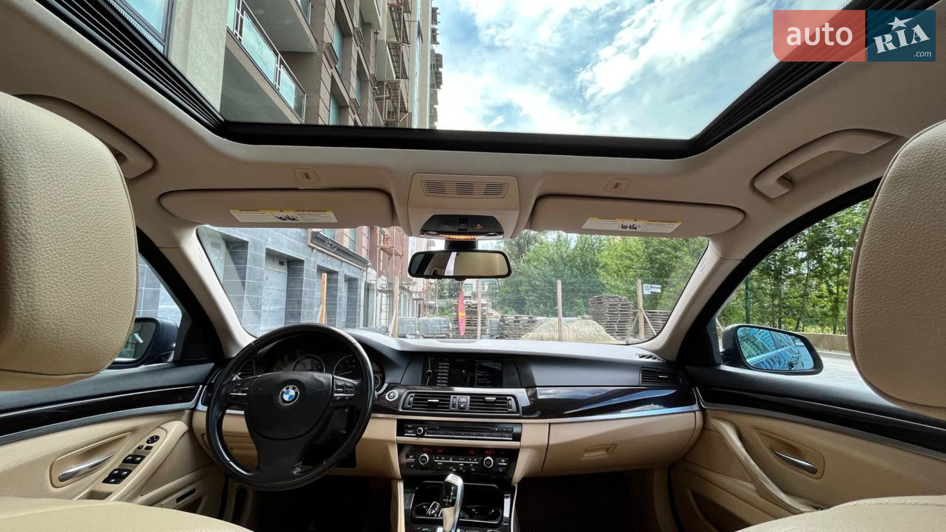 2010 BMW 5er - мініатюра 15
