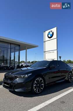 Седан BMW 5 Series 2024 в Києві