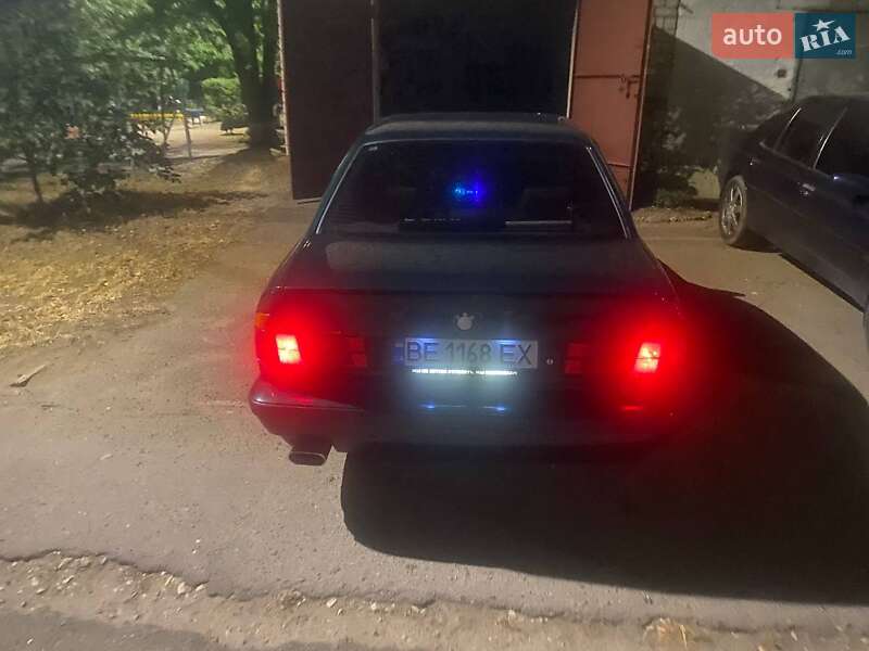 Седан BMW 5 Series 1991 в Николаеве