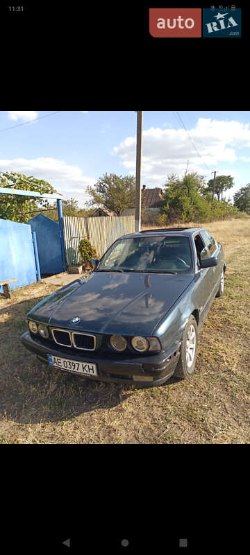 Седан BMW 5 Series 1995 в Кривом Роге