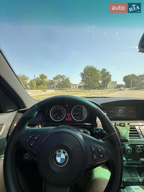 Седан BMW 5 Series 2008 в Кропивницькому
