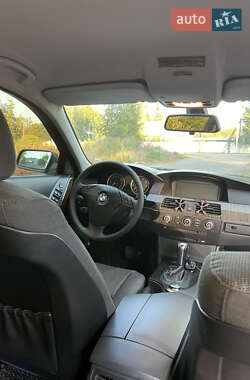 Седан BMW 5 Series 2004 в 