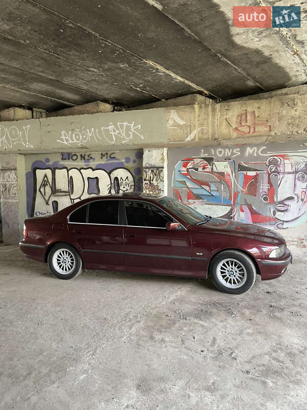 Седан BMW 5 Series 1999 в Івано-Франківську