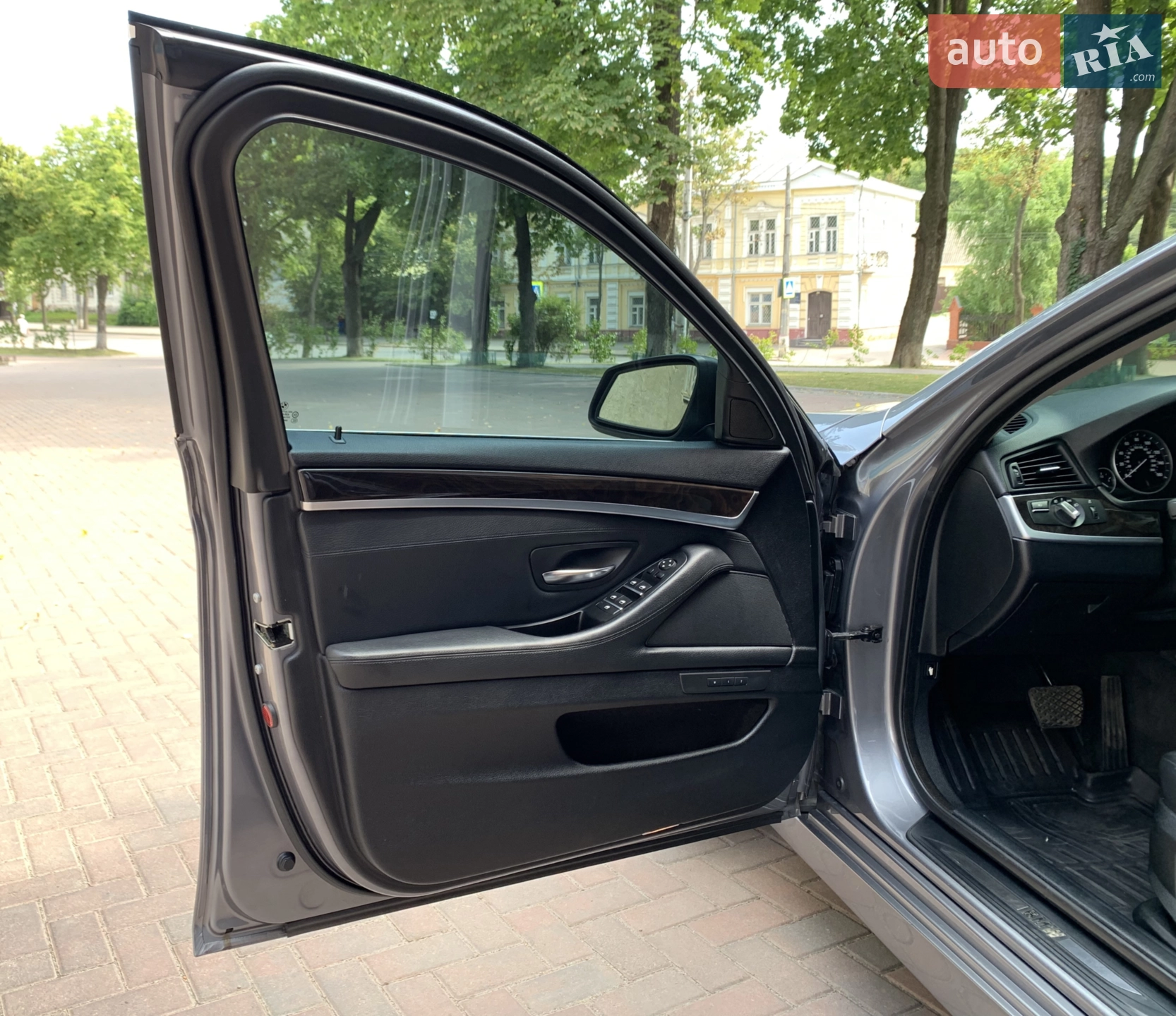 2012 BMW 5er - мініатюра 24