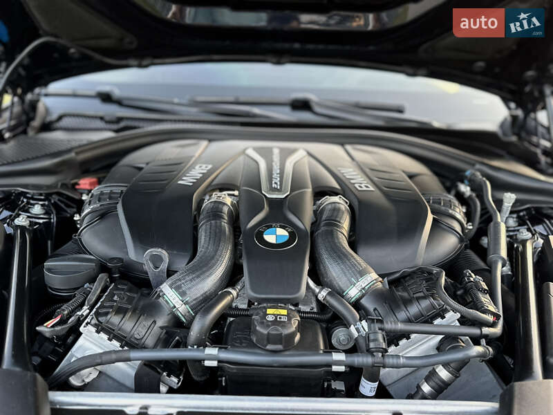 Седан BMW 5 Series 2018 в Киеве фото 44 Седан BMW 5 Series 2018 в Киеве