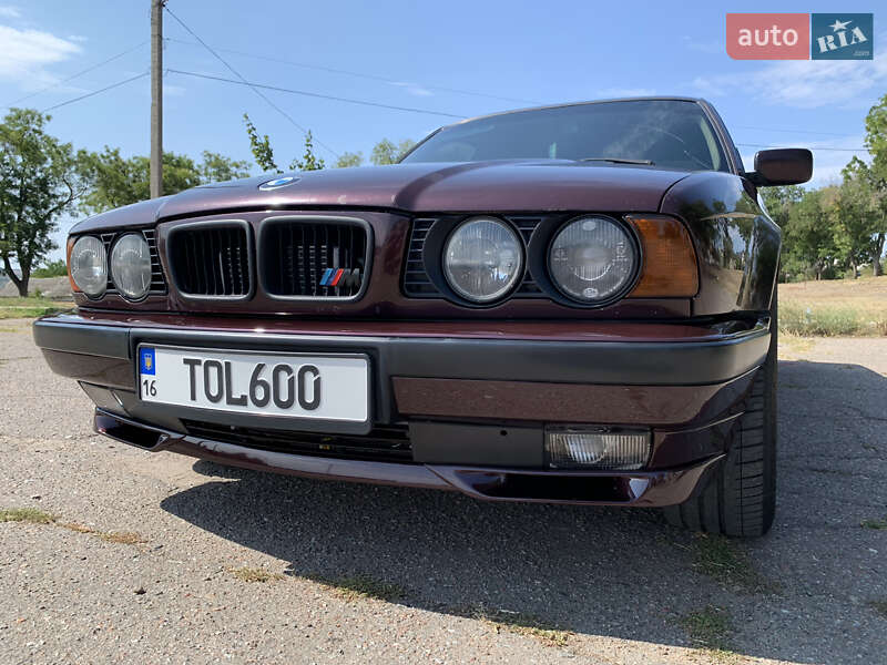 Седан BMW 5 Series 1995 в Болграде