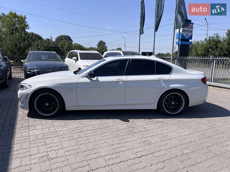 Седан BMW 5 Series 2013 в Нововолинську