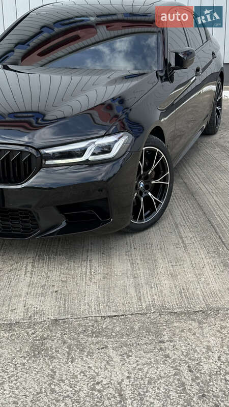 Седан BMW 5 Series 2021 в Черновцах