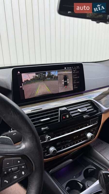 Седан BMW 5 Series 2021 в Черновцах