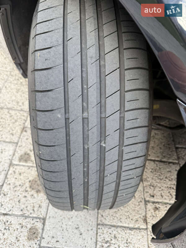 Седан BMW 5 Series 2013 в Киеве фото 21 Седан BMW 5 Series 2013 в Киеве