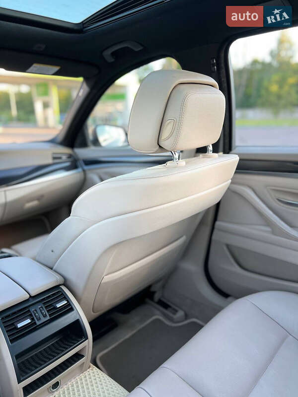 Універсал BMW 5 Series 2012 в Золочеві